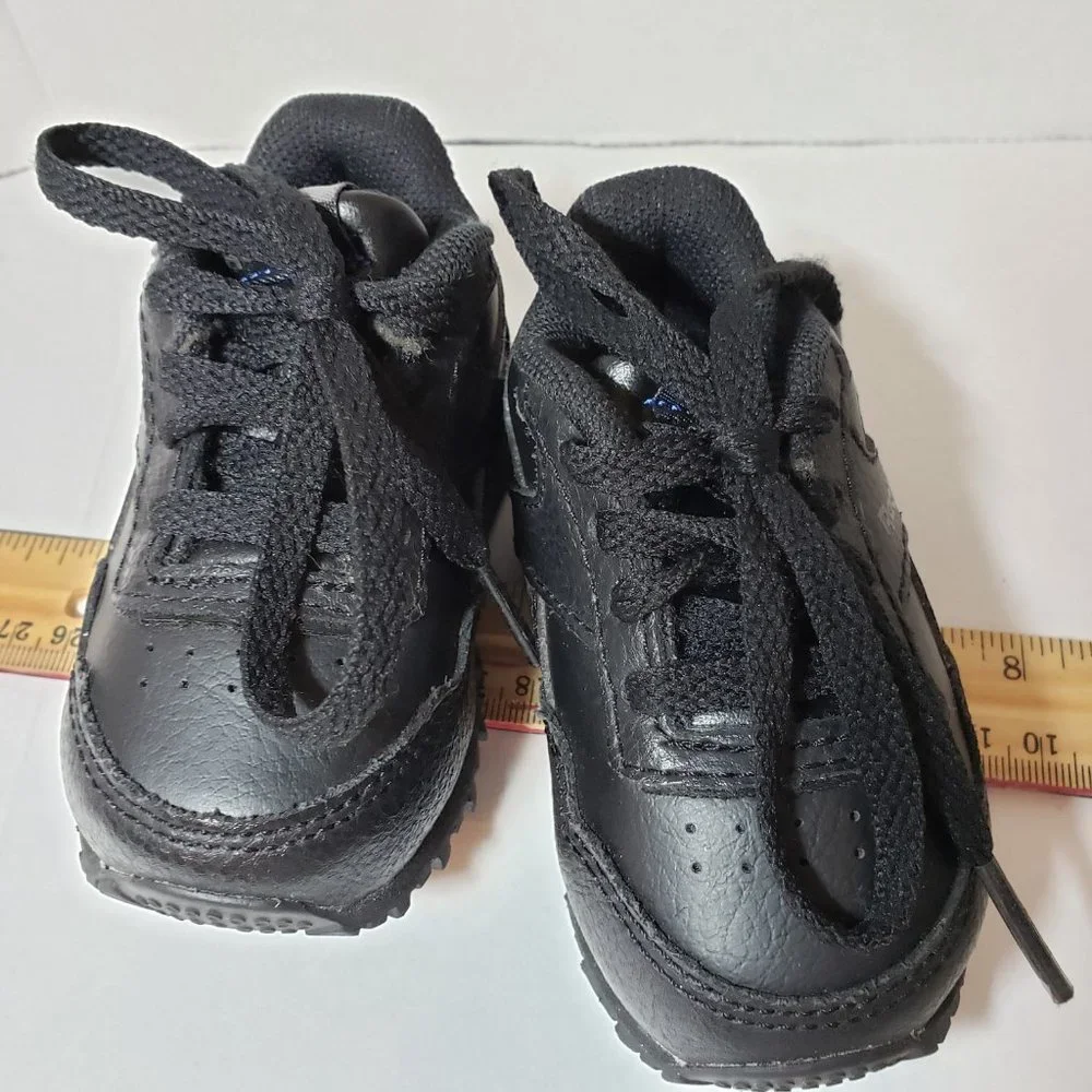 Reebok classic baby